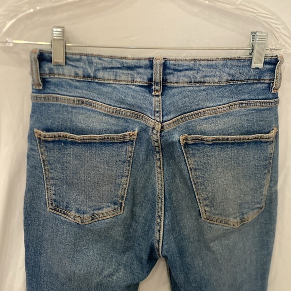 Zara High Rise straight Leg Jeans with Raw Hem sz 4 - Picture 6 of 6